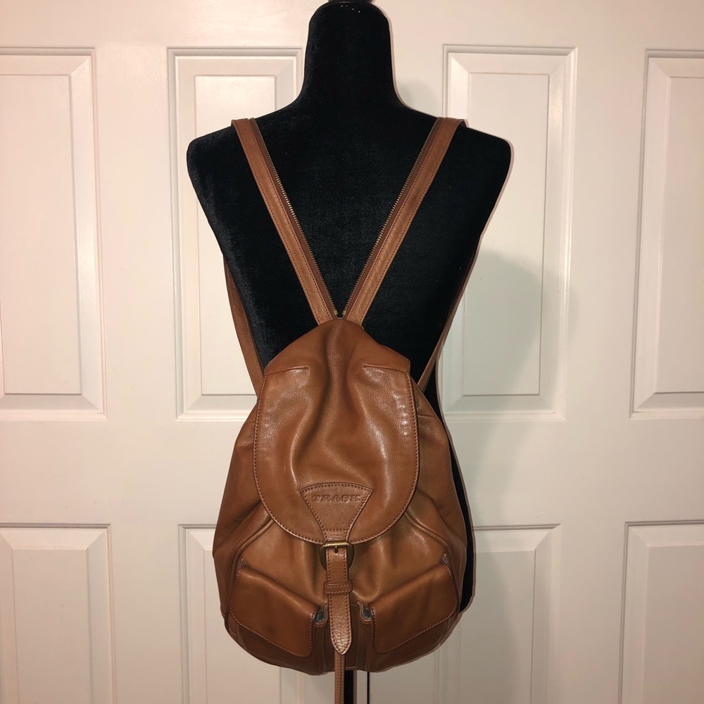Trask genuine leather bucket bag. Color camel/tan
